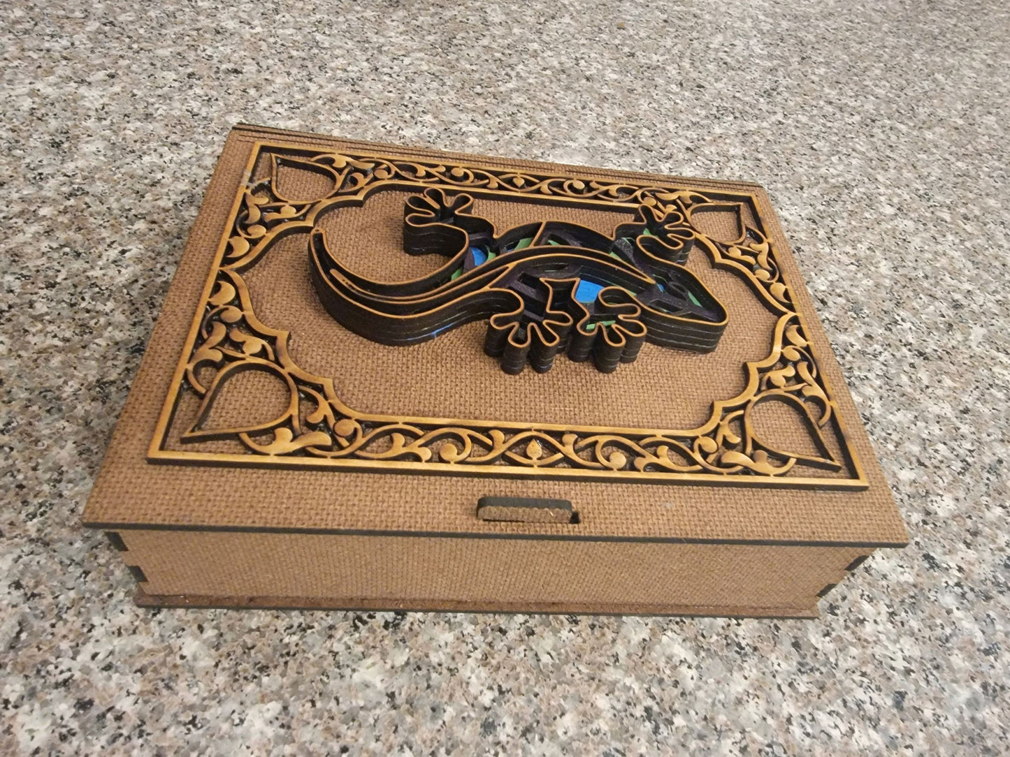 Lizard Gift Box Book - 3D Design